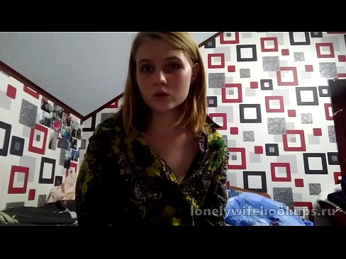 ❤️ 来自俄罗斯的年轻金发碧眼的学生喜欢更大的阴茎。 ❤❌ Porn video ❌️